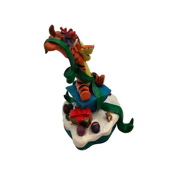 Vintage Disney It's A Small World Holiday - Tigger & Roo Stocking Holder - Picture 5 of 16